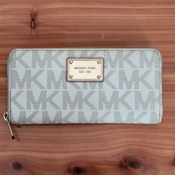 Michael Kors Jet Set Signature Zip Around Bifold Wallet Tan/Cream 8 Card Slots - Picture 1 of 13